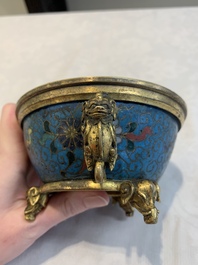A fine and rare Chinese gilt cloisonn&eacute; tripod censer with floral design and 'luduan' handles, Jingtai mark, 17th C.