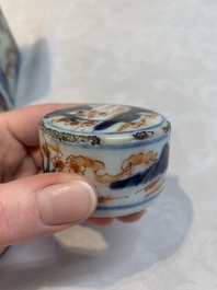 A pair of Chinese Imari-style square flasks and covers, Kangxi