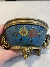 A fine and rare Chinese gilt cloisonn&eacute; tripod censer with floral design and 'luduan' handles, Jingtai mark, 17th C.