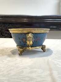 A fine and rare Chinese gilt cloisonn&eacute; tripod censer with floral design and 'luduan' handles, Jingtai mark, 17th C.