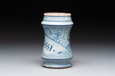 A blue and white Antwerp maiolica 'a foglie' albarello, mid 16th C.
