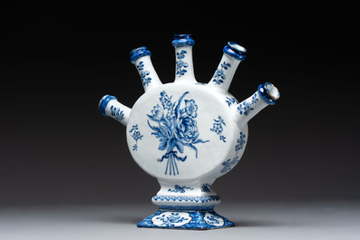 A fine and unusual blue and white Dutch Delft tulip vase, 18th C.