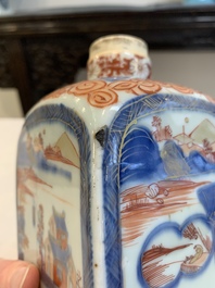 A pair of Chinese Imari-style square flasks and covers, Kangxi