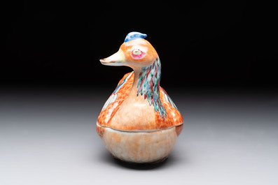 A Chinese famille rose duck-shaped tureen and cover, Qianlong