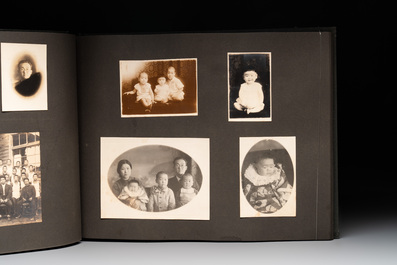 Six photo albums with sights, landmarks and people of Japan, 1st half 20th C.