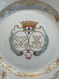 A Chinese verte-Imari plate and a famille rose armorial alliance plate, Qianlong