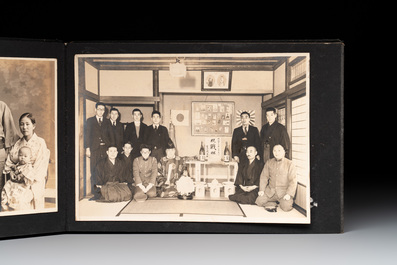 Six photo albums with sights, landmarks and people of Japan, 1st half 20th C.