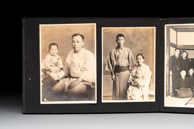 Six photo albums with sights, landmarks and people of Japan, 1st half 20th C.