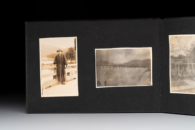 Six photo albums with sights, landmarks and people of Japan, 1st half 20th C.