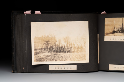 (Graphic content!) A photo album of Japanese military personnel and military operations in China, 1st half 20th C.
