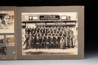 Six photo albums with sights, landmarks and people of Japan, 1st half 20th C.