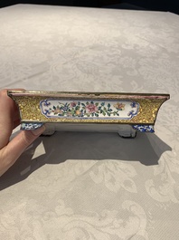 A Chinese Canton yellow-ground enamel rectangular jardini&egrave;re with floral design, Qianlong