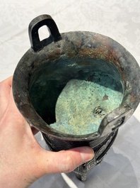 A Chinese archaic bronze tripod food vessel, 'li 鬲', Western Zhou
