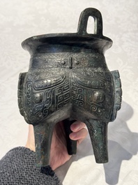 A Chinese archaic bronze tripod food vessel, 'li 鬲', Western Zhou