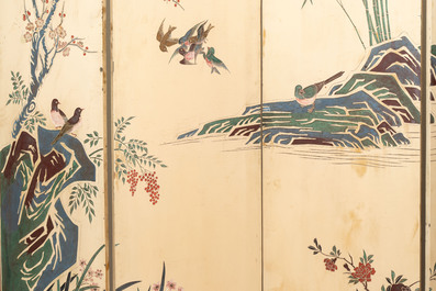 A Chinese polychrome lacquered wooden eight-panel folding screen with a pond scene, 19/20th C.
