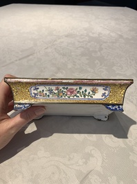 A Chinese Canton yellow-ground enamel rectangular jardini&egrave;re with floral design, Qianlong
