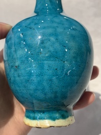 A Chinese turquoise-glazed vase, 18th C.