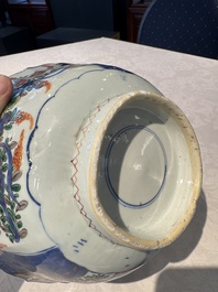 A Chinese verte-Imari bowl with floral design, Kangxi