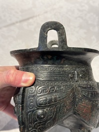 A Chinese archaic bronze tripod food vessel, 'li 鬲', Western Zhou