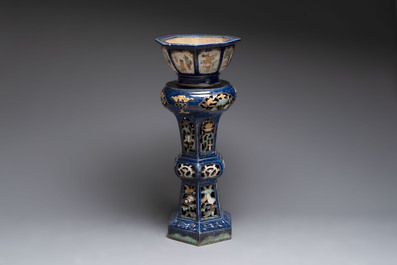 A Chinese or Vietnamese polychrome-glaze pottery jardini&egrave;re and stand, 19th C.