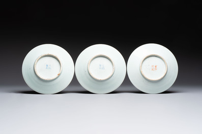 Six Chinese Canton famille verte plates with figural design, 19th C.