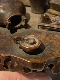 A Chinese agarwood carving of a miniature table with antiquities, 18/19th C.