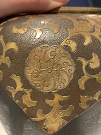 A fine Japanese gilt bronze vase and cover with the tiger taming Arhat, signed Akasofu Gyoko 曉光, Meiji, 19th C.