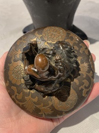 A fine Japanese gilt bronze vase and cover with the tiger taming Arhat, signed Akasofu Gyoko 曉光, Meiji, 19th C.