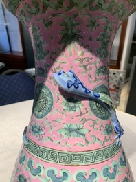 A Chinese famille rose 'shou and chilong' vase, 19th C.