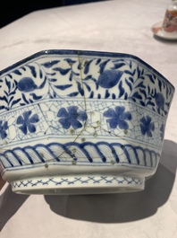 A collection of 20 Japanese Imari, blue and white wares, 18th C. and later