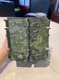 A Chinese archaic bronze ritual wine vessel, 'yi 彝', Shang