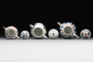 A collection of five Chinese Imari-style wares and one Canton famille rose cup, Kangxi/Qianlong