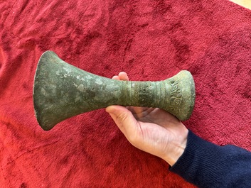 A Chinese archaic bronze ritual wine vessel, 'gu 觚', Shang