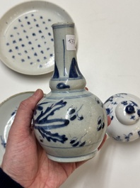 Four Chinese blue and white wares for the Vietnamese market, chơi ngọc 玩玉 and Jiaqing mark, 19th C.