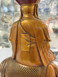 A Vietnamese gilt-red-lacquered wooden sculpture of Bodhisattva, 19/20th C.