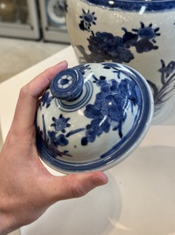 Three Japanese Arita blue and white vases and covers, Edo, 17th C.