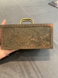 A Chinese lacquered hardwood jewellery box with a collection of 17 jade wares, 18/19th C.