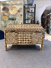 A rare and fine Ottoman mother-of-pearl and tortoiseshell-inlaid casket, 18/19th C.