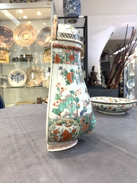 A Chinese famille verte fountain and basin with birds among flowering branches, Kangxi