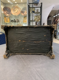 A rare and fine Ottoman mother-of-pearl and tortoiseshell-inlaid casket, 18/19th C.