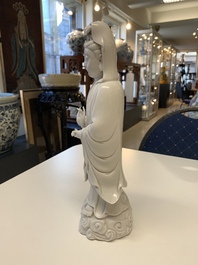 Three Chinese Dehua blanc de Chine figures of Guanyin, 20th C.