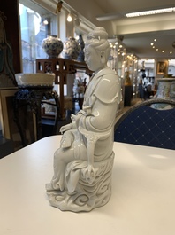 Three Chinese Dehua blanc de Chine figures of Guanyin, 20th C.