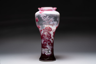 &Eacute;mile Gall&eacute; (1846-1904): A large cameo glass vase with floral design, signed, ca. 1900