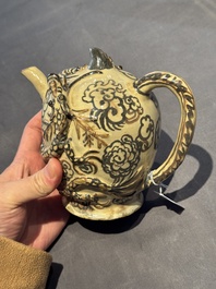 A Chinese Cizhou 'cadogan' ewer with dragons, Yuan/Ming