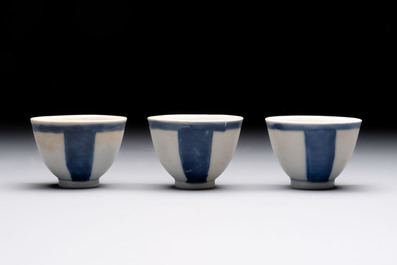 Thirteen Chinese blue and white 'Hatcher Cargo' cups and three celadon-glazed cups, Transitional period