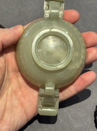A Chinese white jade bowl with ruyi-shaped handles, wooden cover and stand, 18/19th C.