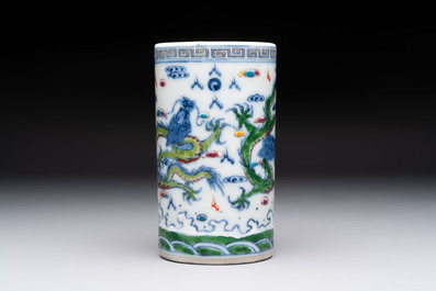 A pair of Chinese famille rose 'crane' cups and a 'dragon' brush pot, Guangxu mark, 20th C.