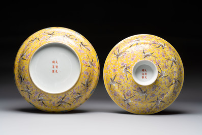 A Chinese famille rose yellow-ground covered bowl, a famille rose vase and a turquoise-ground vase, 19th C.