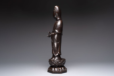 A Chinese bronze Guanyin standing on a lotus throne, 19th C.