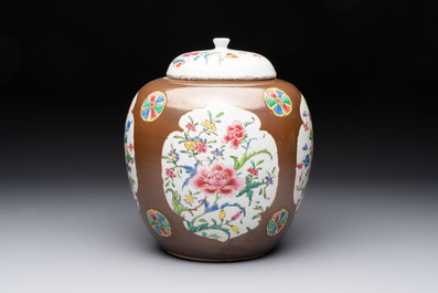 A Chinese famille rose capucin-brown-ground covered jar and a pair of beaker vases, Qianlong